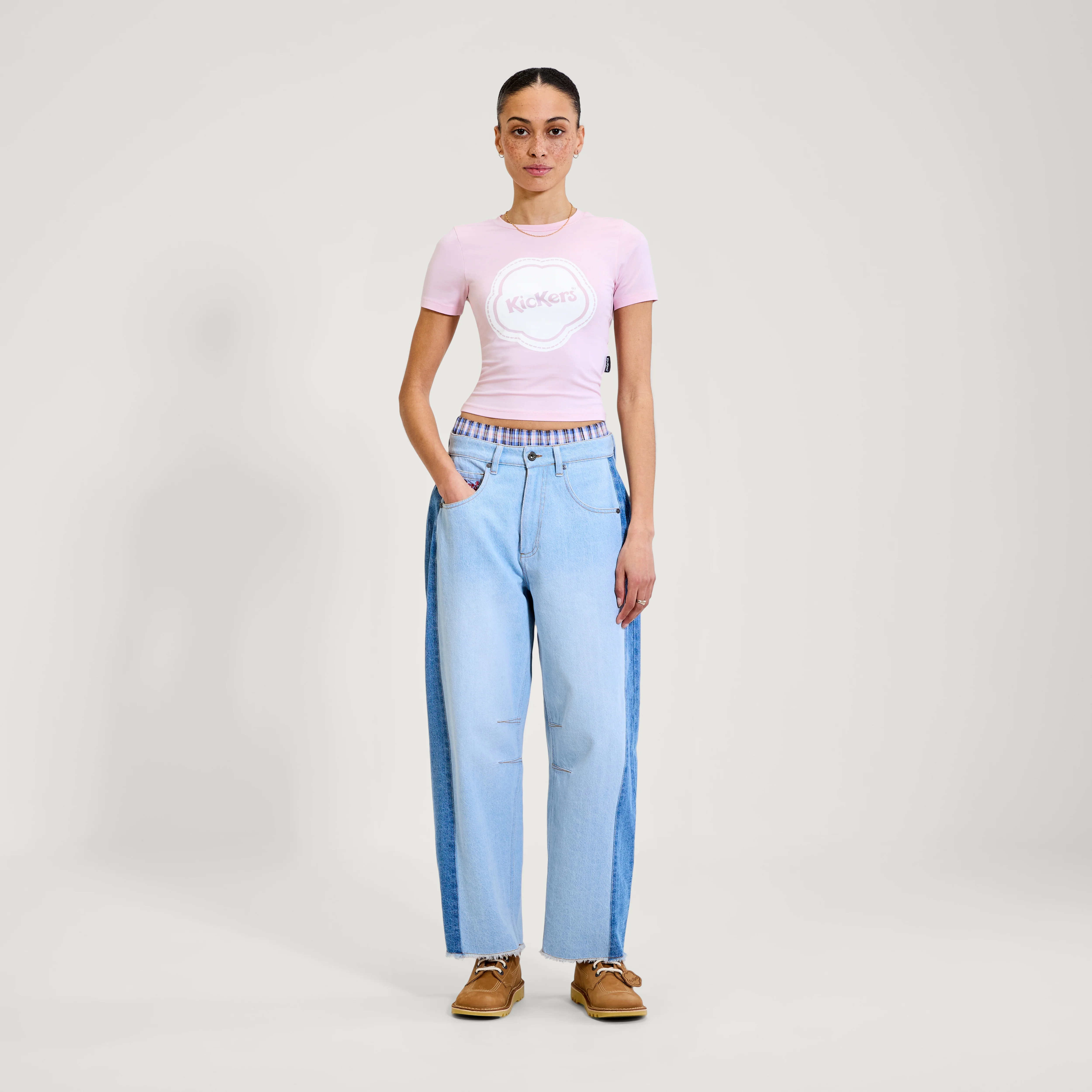 Adult Womens Kickers Classic Lightweight Tee Pink - Image 3